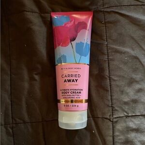 Bath & Body Works Carried Away Body Cream